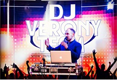 DJ VERONY TEAM - DJ de Nunta, botez cu solista, saxofonist, ursitoare.. - Image 1/5